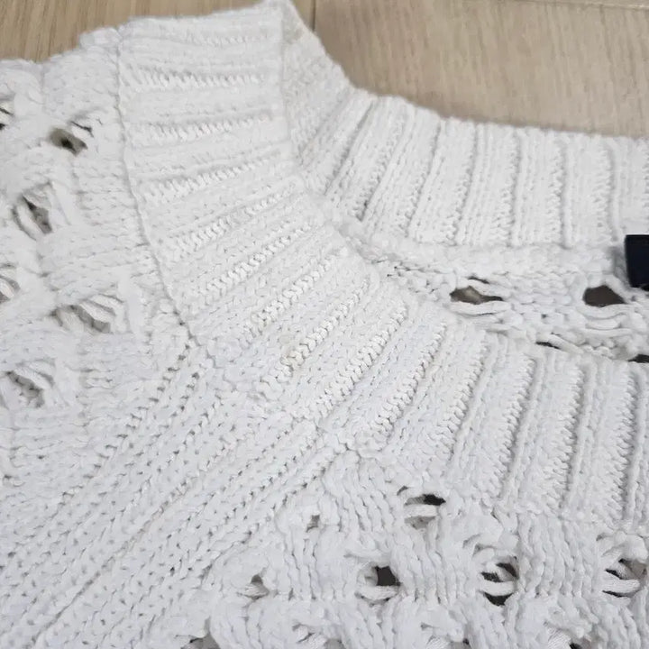 [BUNJANG] Massimo Dutti Crochet Knit Top / [Massimo Dutti] 마시모두띠 크로셰 니트 M