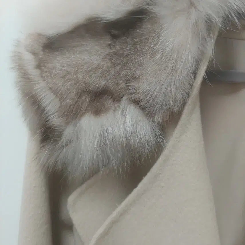 [BUNJANG] Elle Ivory Fox Fur Collar Coat 55 / 엘르 아이보리 폭스퍼 카라 코트 55