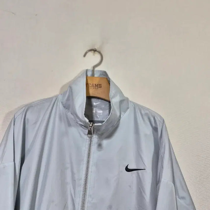 [BUNJANG] Nike Dri-FIT Short Windbreaker Jacket / 나이키 드라이핏 솟 바람막이 자켓