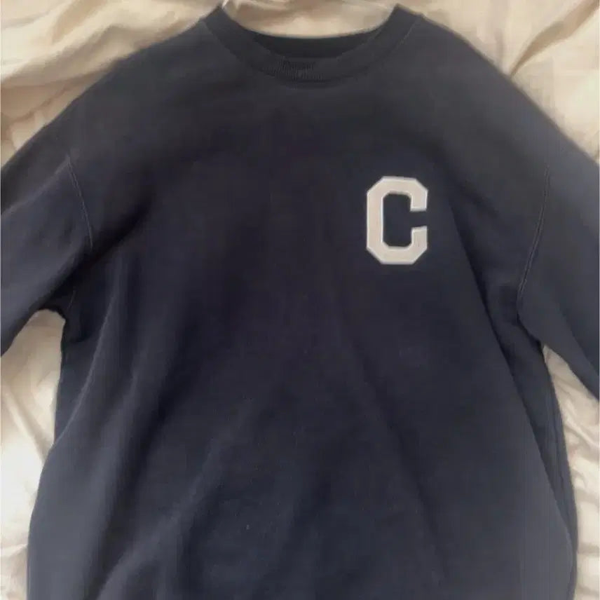 [BUNJANG] Covernat Navy Crewneck Sweatshirt / 커버낫 네이비 맨투맨