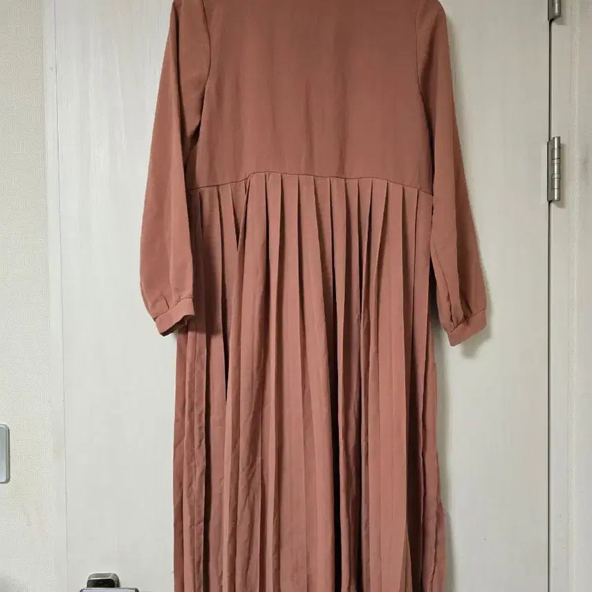 [BUNJANG] Unbranded Chiffon Pleated Long Dress / 프리사이즈 쉬폰 플리츠 롱원피스 ( 여유핏)
