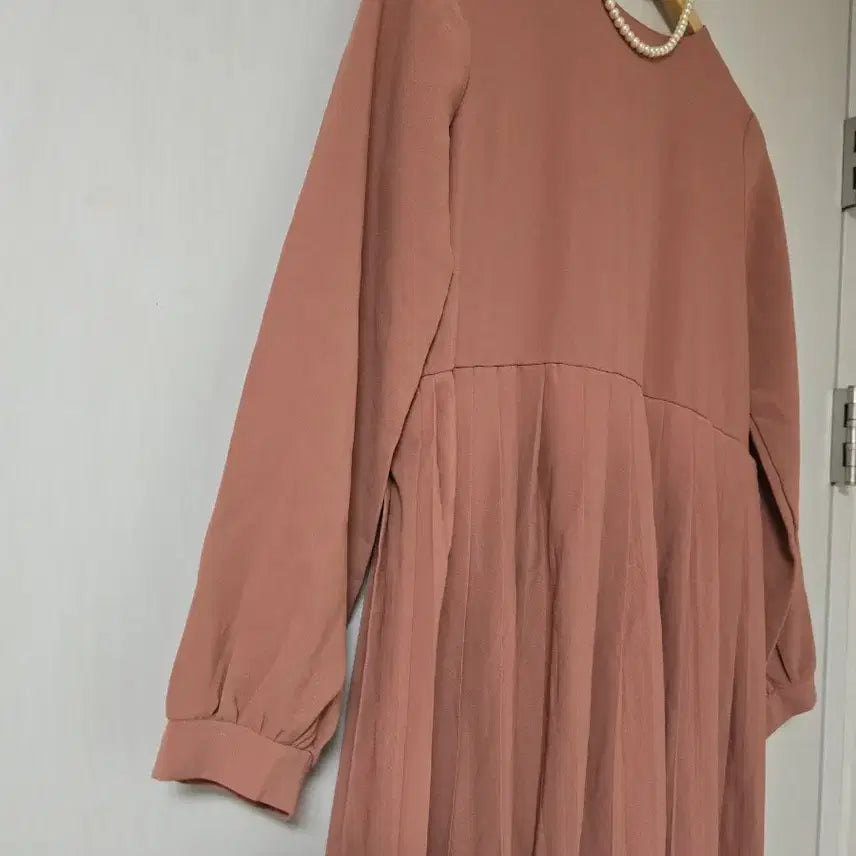 [BUNJANG] Unbranded Chiffon Pleated Long Dress / 프리사이즈 쉬폰 플리츠 롱원피스 ( 여유핏)