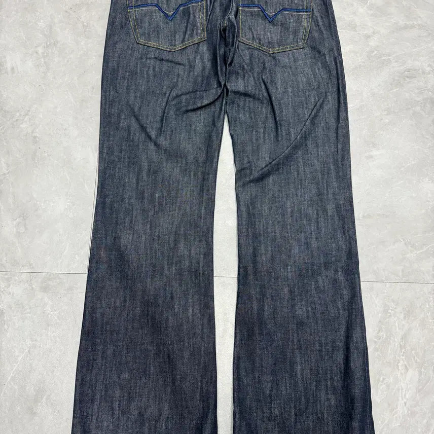 [SOLD OUT] 34 디젤 Diesel 자티니