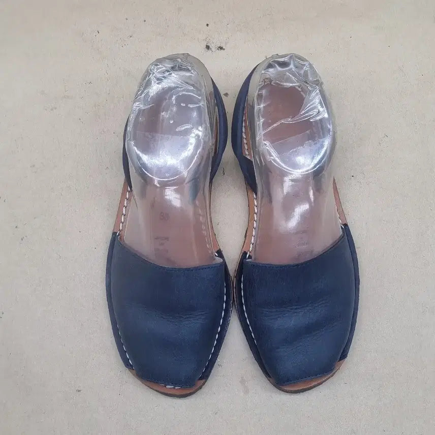 [SOLD OUT] 스페인  소가죽 수제화 샌들 36 230