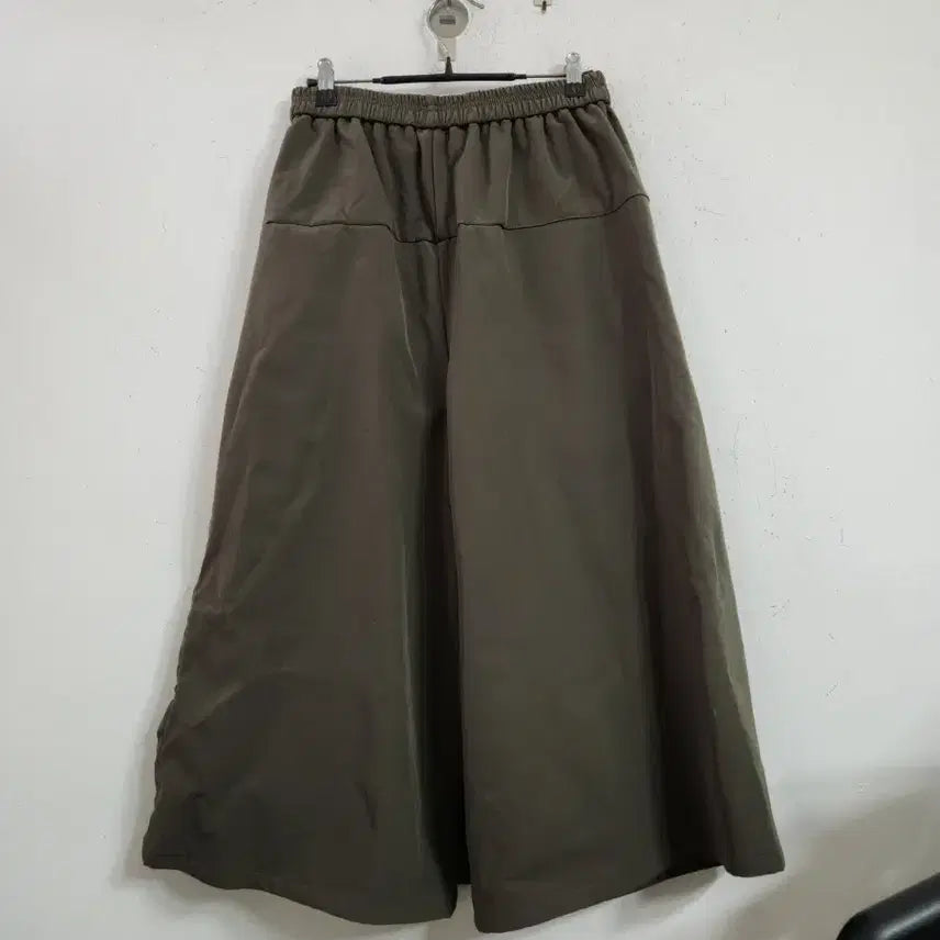 [SOLD OUT] 카키색 롱 랩스커트 여성용