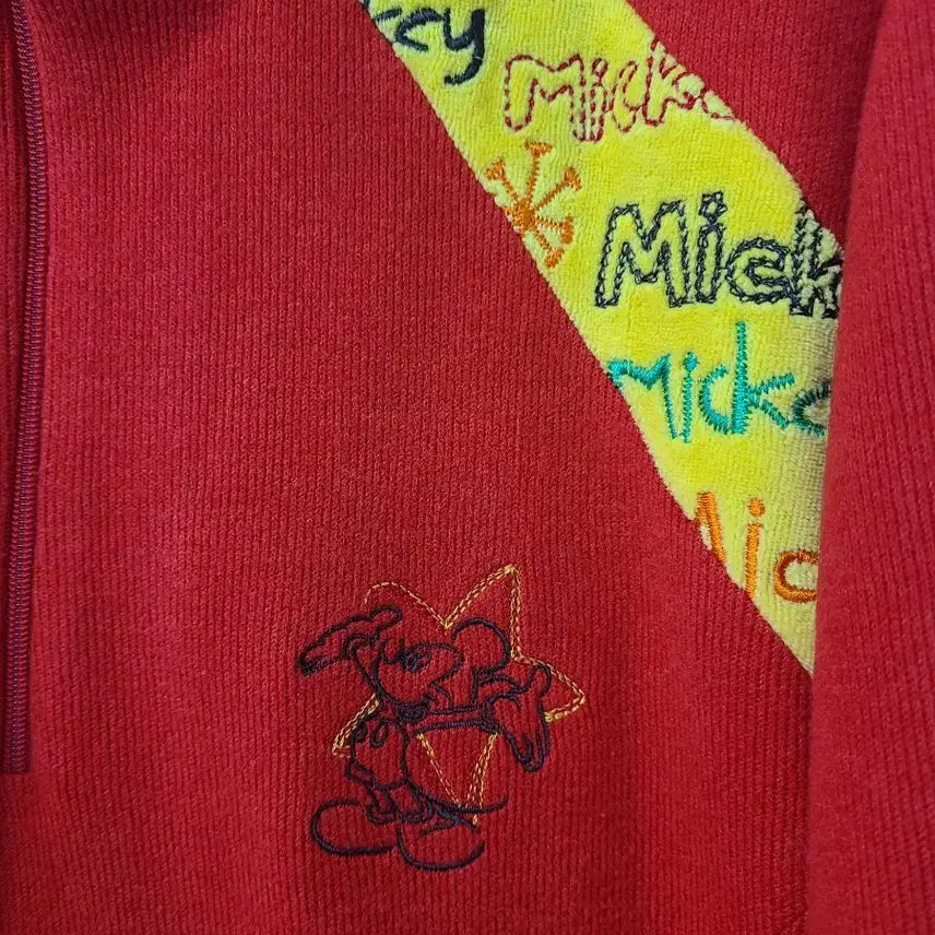 [BUNJANG] Mickey Mouse Red Half-Zip Knit Top / 미키마우스 레드 반집업 니트 상의 95