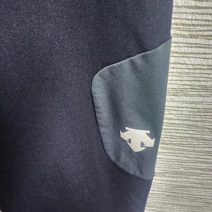 [BUNJANG] Descente Training Pants (Size L) / 데쌍트 트레이닝하의 (L/85)