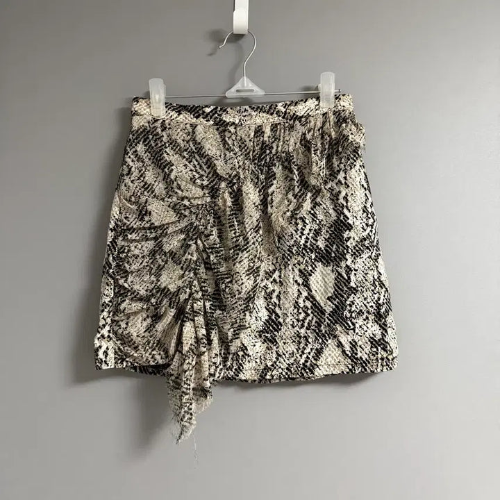 [BUNJANG] Kozcat Leopard Print Shirring Skirt / [코즈캣] 호피 셔링 스커트