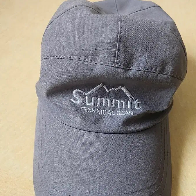 [BUNJANG] Summit Gray Hiking Cap / Summit 회색 등산 모자