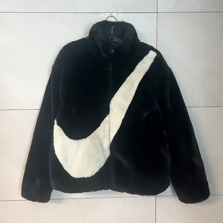 [BUNJANG] Nike Faux Fur Big Swoosh Jacket [S] / 나이키 포우퍼 빅스우시 자켓 [S]