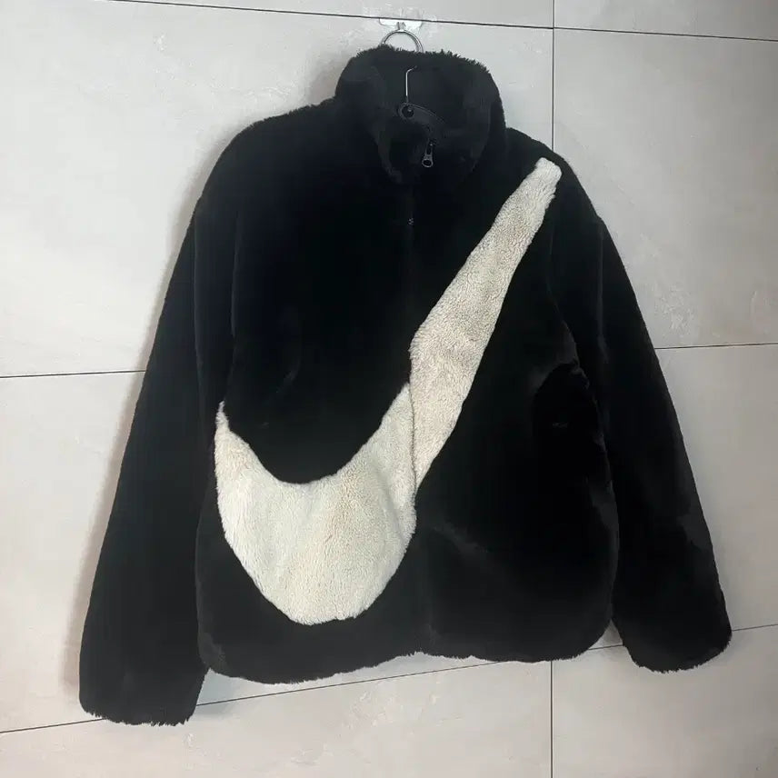 [BUNJANG] Nike Faux Fur Big Swoosh Jacket [S] / 나이키 포우퍼 빅스우시 자켓 [S]