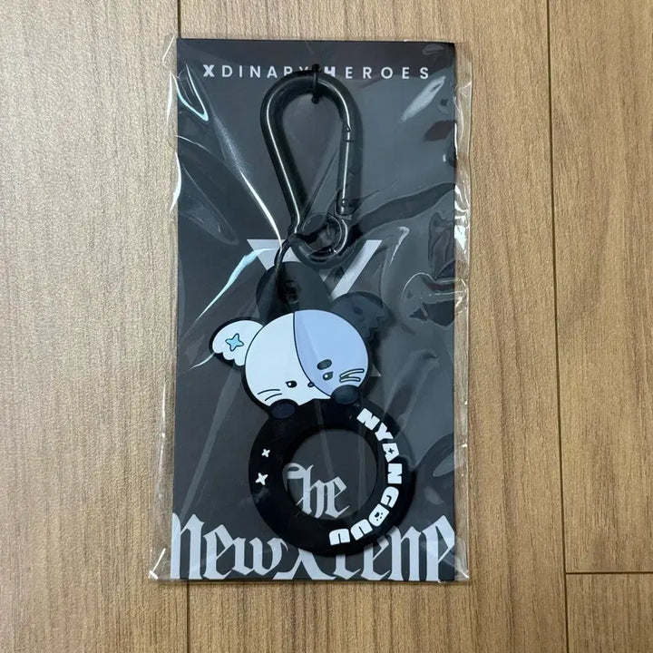 [SOLD OUT] 엑스디너리히어로즈 엑디즈 일본콘 엠디 굿즈 물병홀더 보틀홀더 정수 냥듀