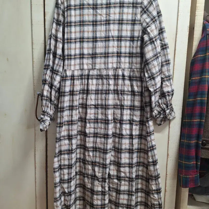 [BUNJANG] Long Checkered Dress / 체크 롱 원피스 긴팔 FREE