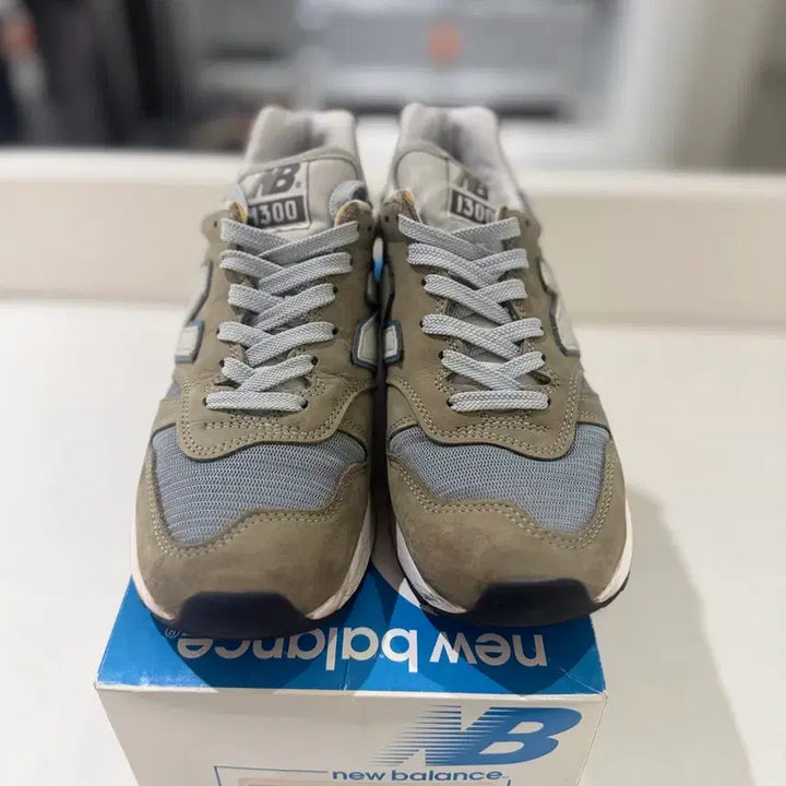 [BUNJANG] New Balance M1300JP2 Sneakers / M1300JP2(260mm)