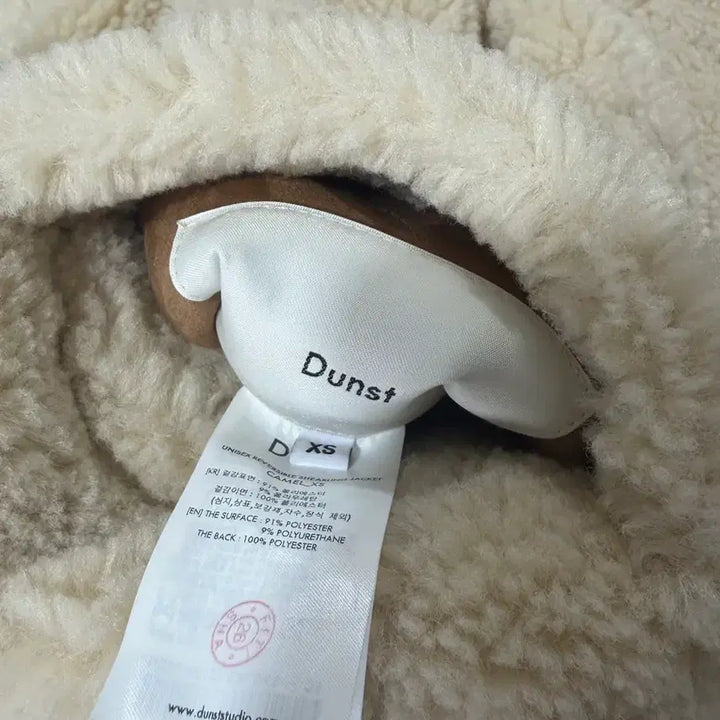 [BUNJANG] Dunst Unisex Reversible Shearling Jacket / 던스트 유니섹스 리버서블 시어링 자켓(무스탕)