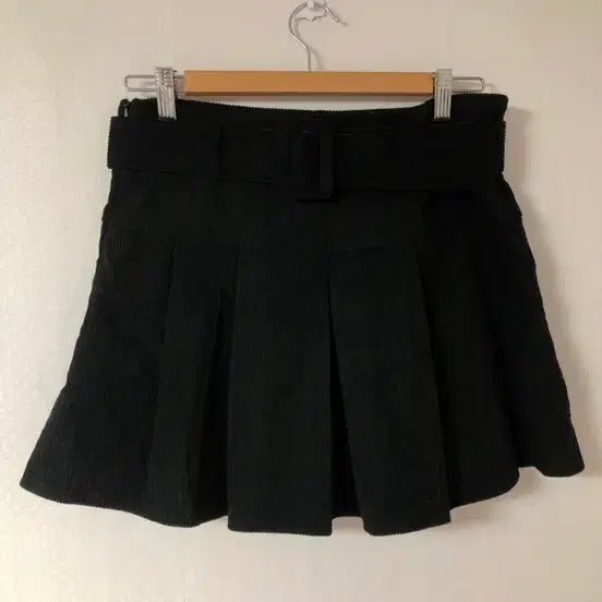 [BUNJANG] Corduroy Pleated Belted Skirt (Black) / [새상품] 골덴 코듀로이 플리츠 벨트 세트 스커트 블랙 L~XL