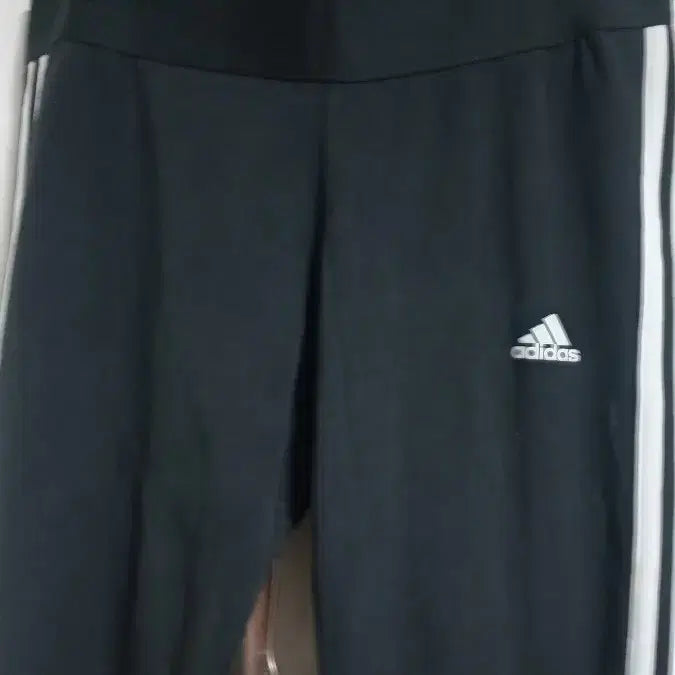 [BUNJANG] Adidas Training Pants Size 77 / 아디다스 삼선 트레이닝바지 77