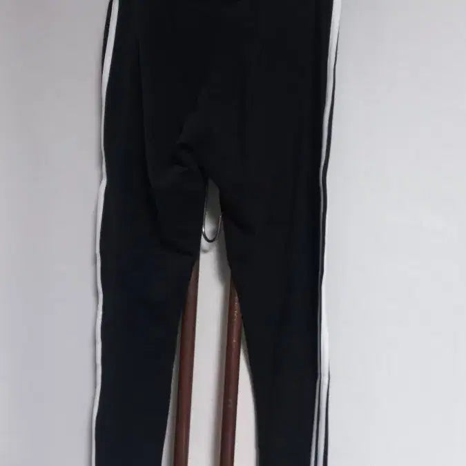 [BUNJANG] Adidas Training Pants Size 77 / 아디다스 삼선 트레이닝바지 77