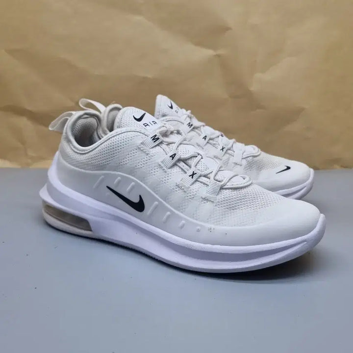 [BUNJANG] Nike Air Max Axis Sneakers (220) / 나이키 에어맥스 엑시스 운동화220