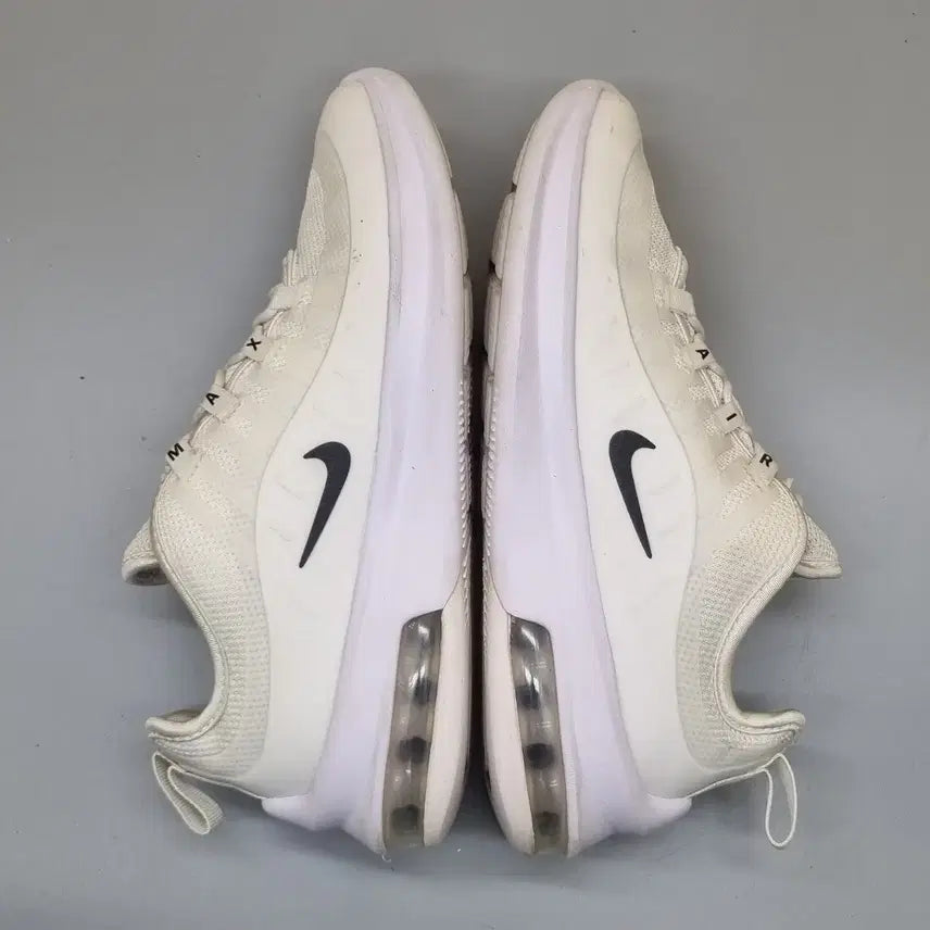 [BUNJANG] Nike Air Max Axis Sneakers (220) / 나이키 에어맥스 엑시스 운동화220