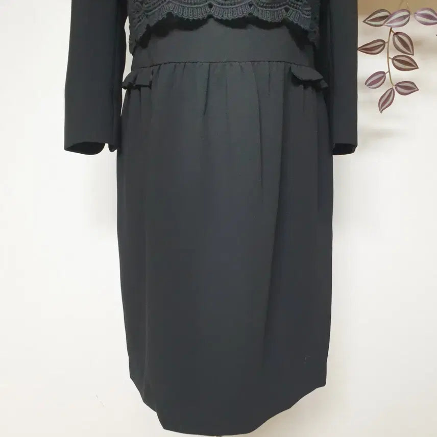 [BUNJANG] Satin Lace Layered Midi Dress - Black / 샤틴 레이스 레이어드 미디원피스 66 블랙