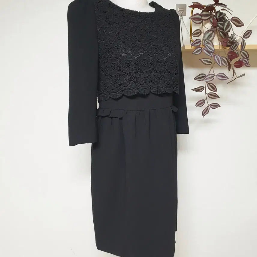 [BUNJANG] Satin Lace Layered Midi Dress - Black / 샤틴 레이스 레이어드 미디원피스 66 블랙