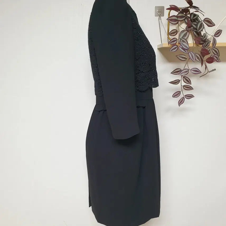 [BUNJANG] Satin Lace Layered Midi Dress - Black / 샤틴 레이스 레이어드 미디원피스 66 블랙
