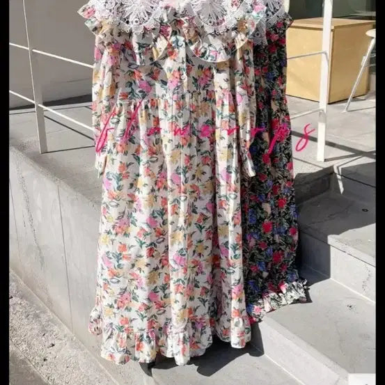 [SOLD OUT] 새상품) 고퀄 플라워 레이스 카라 롱원피스(프리사이즈)