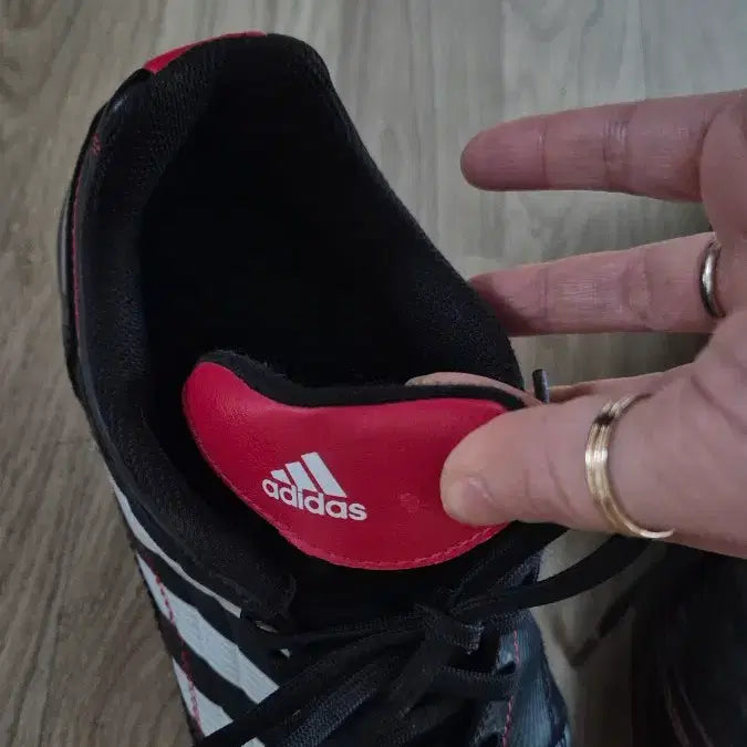 [BUNJANG] Adidas Futsal Shoes 235 / 아디다스 검정색 풋살화 235