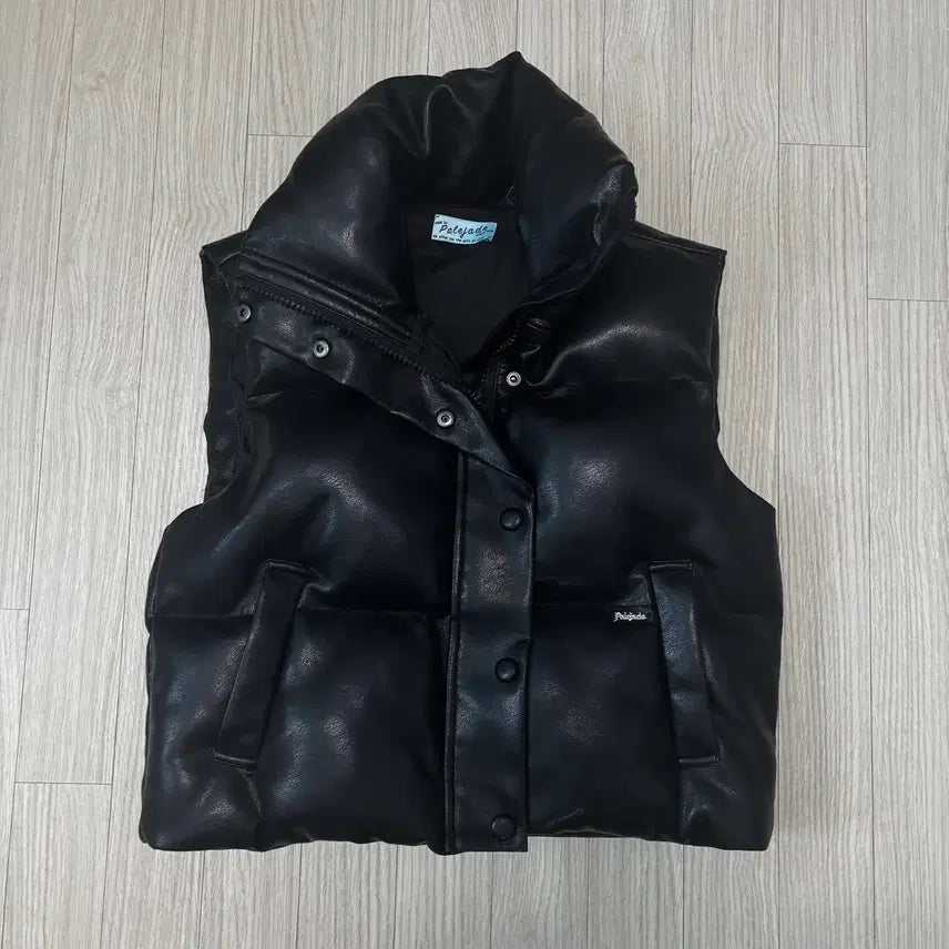 [SOLD OUT] 페일제이드 레더 패딩조끼 블랙 베스트 푸퍼