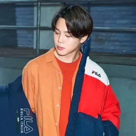 [BUNJANG] BTS Jimin FILA Down Reversible Padded Jacket / BTS지민 방탄소년단 휠라 FILA 오리털양면패딩