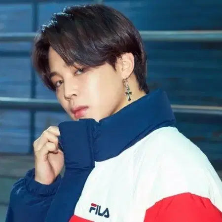 [BUNJANG] BTS Jimin FILA Down Reversible Padded Jacket / BTS지민 방탄소년단 휠라 FILA 오리털양면패딩