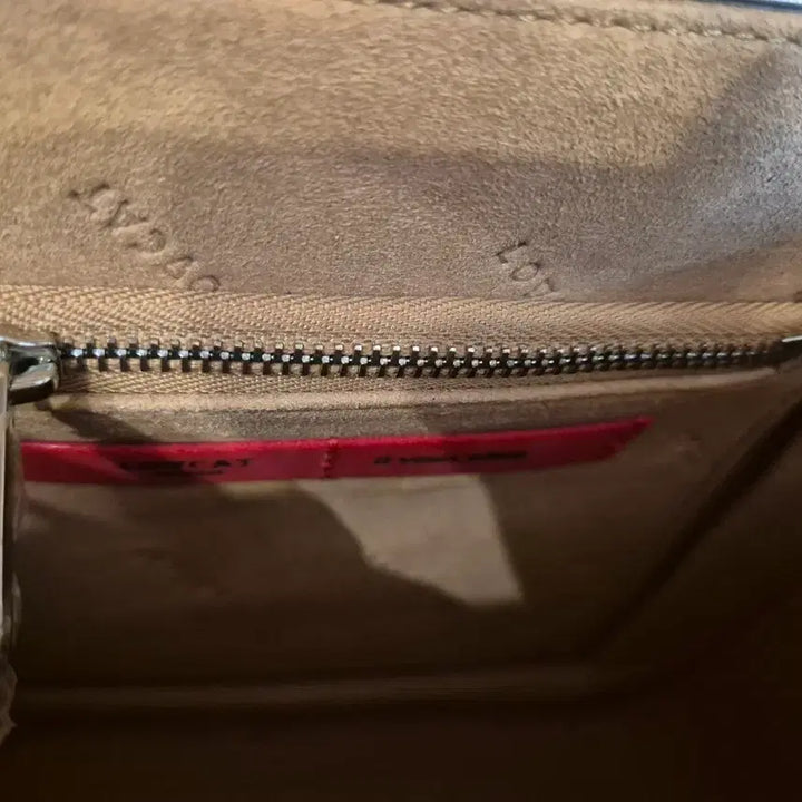 [BUNJANG] Lovecat Leather Shoulder Bag / 러브캣