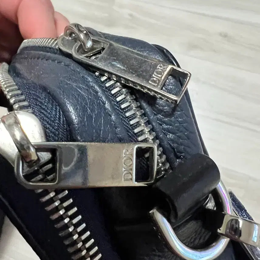 [BUNJANG] Dior Air Jordan Messenger Bag (Navy) / 에어 디올 메신저백 네이비 컬러