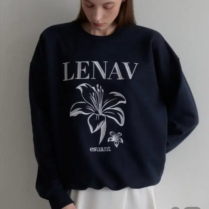 [BUNJANG] LENAV Flower Embroidered Navy Men&