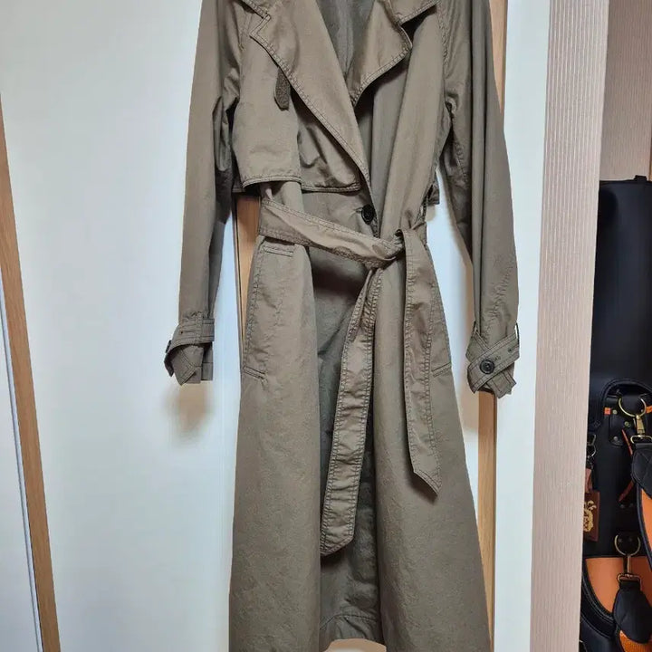 [BUNJANG] Sisley Trench Coat (Khaki) / 시슬리(면)트렌치.55(카키)