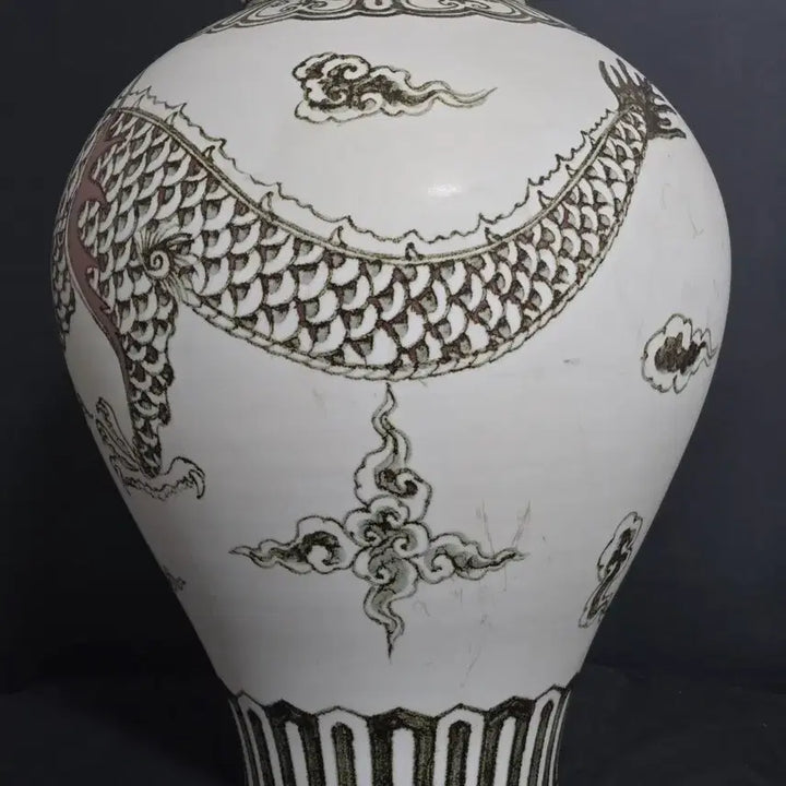 [BUNJANG] Cho Doo-eon White Porcelain Iron-Painted Cloud Dragon Vase / 백자 철화운용문호
