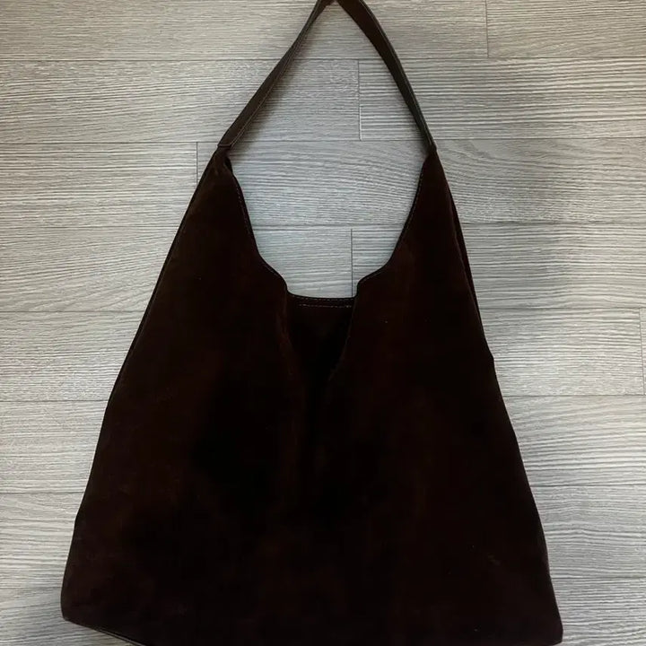 [BUNJANG] Suede Hobo Bag / 스웨이드 호보백 (미착용 제품)