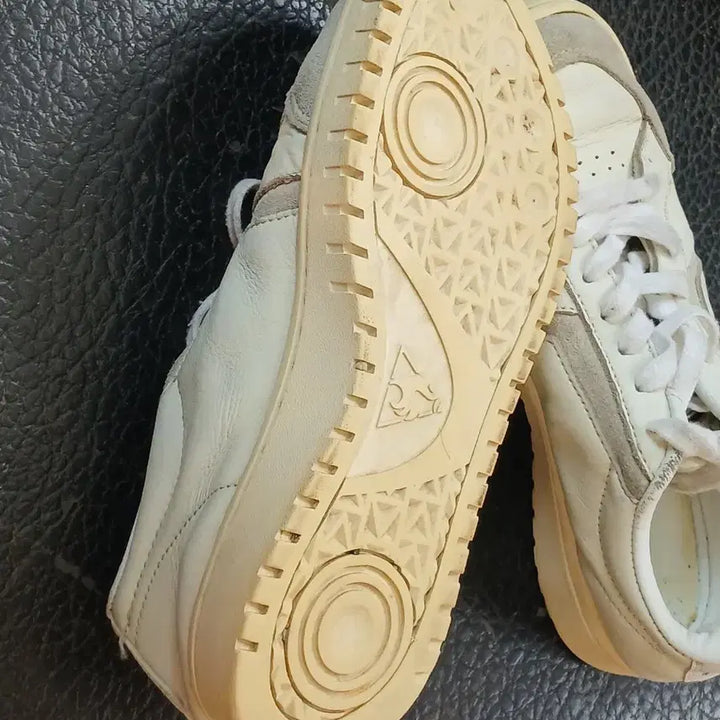 [BUNJANG] Le Coq Sportif White Sneakers 245mm / 르꼬끄 스포르티브 흰색 스니커즈 245mm