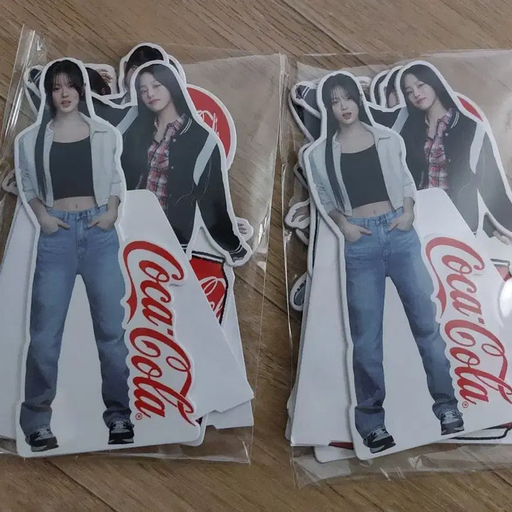 [SOLD OUT] 코카콜라 NewJeans 뉴진스 등신대