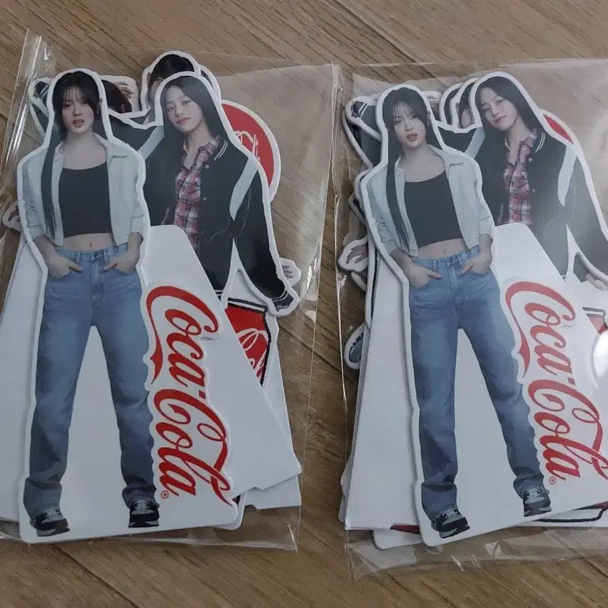 [SOLD OUT] 코카콜라 NewJeans 뉴진스 등신대