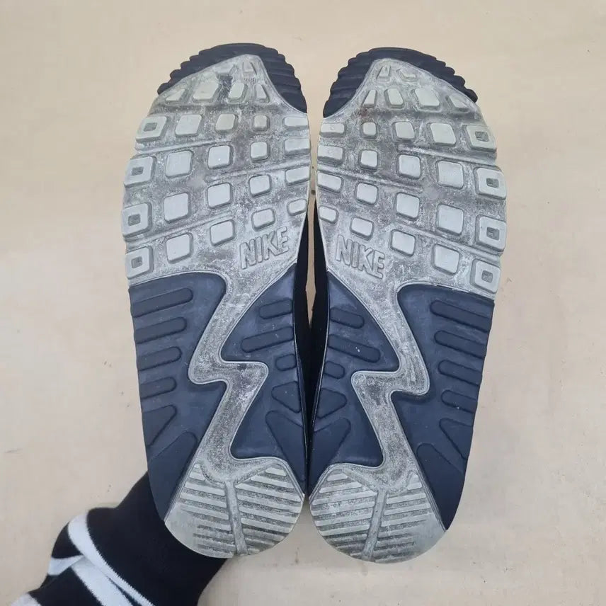 [BUNJANG] Nike Air Max 90 Polka Dot Men&