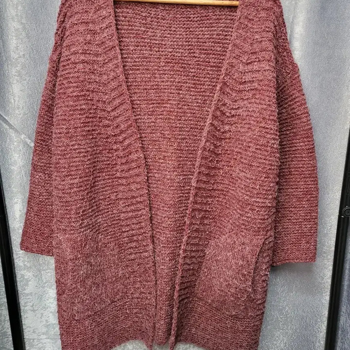 [BUNJANG] Loose Fit Cable Knit Long Cardigan Burgundy / 루즈핏 꽈배기 니트 롱가디건 버건디