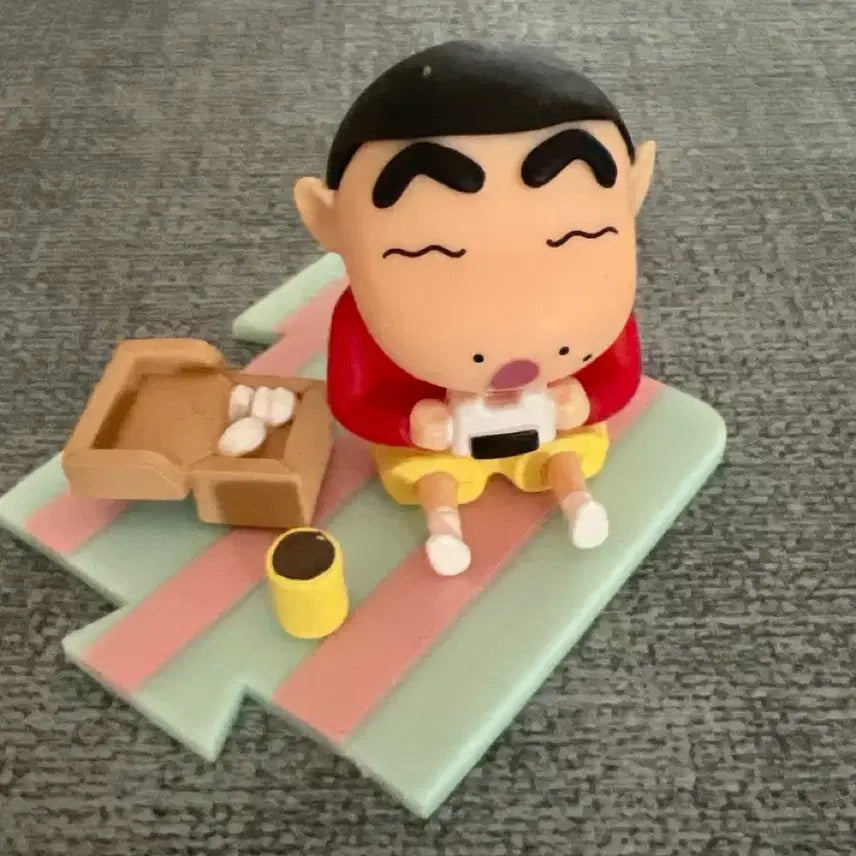 [BUNJANG] Crayon Shin-chan Picnic Figure / 짱구 피크닉 피규어