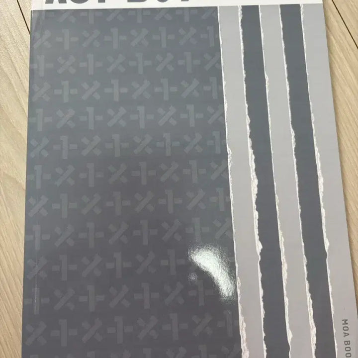 [BUNJANG] TXT Act Boy MOA Book Goods / TXT 투바투 액트보이 모아북 굿즈