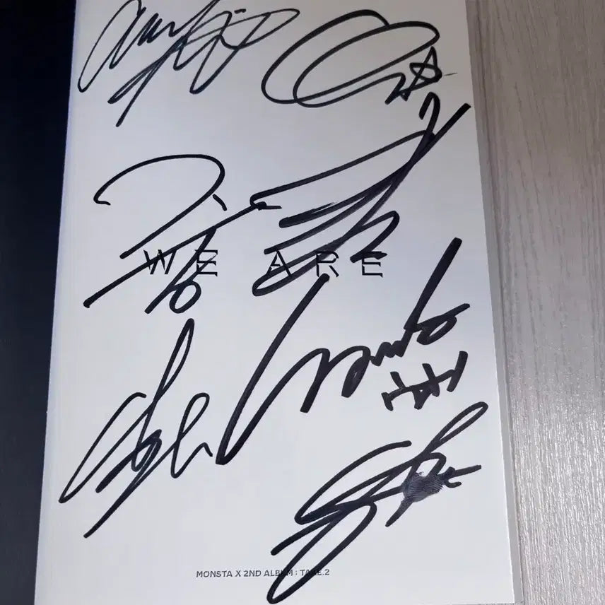 [BUNJANG] Monsta X Take 2 WE ARE HERE Signed Album / 몬스타엑스 사인앨범 2집 Take 2 WE ARE HERE