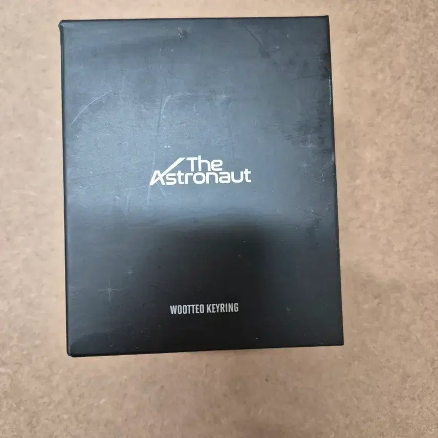 [BUNJANG] BTS Jin Wooteo Keyring (Sealed) / (미개봉)BTS JIN 진 우떠 키링 미개봉