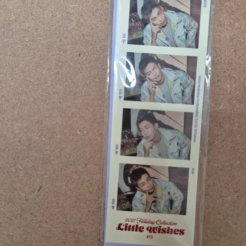 [BUNJANG] BTS Holiday Little Wishes RM Four-Cut Photo (Sealed) / (미개봉)방탄 홀리데이 네컷 양도 2021 리틀위시 bts holiday