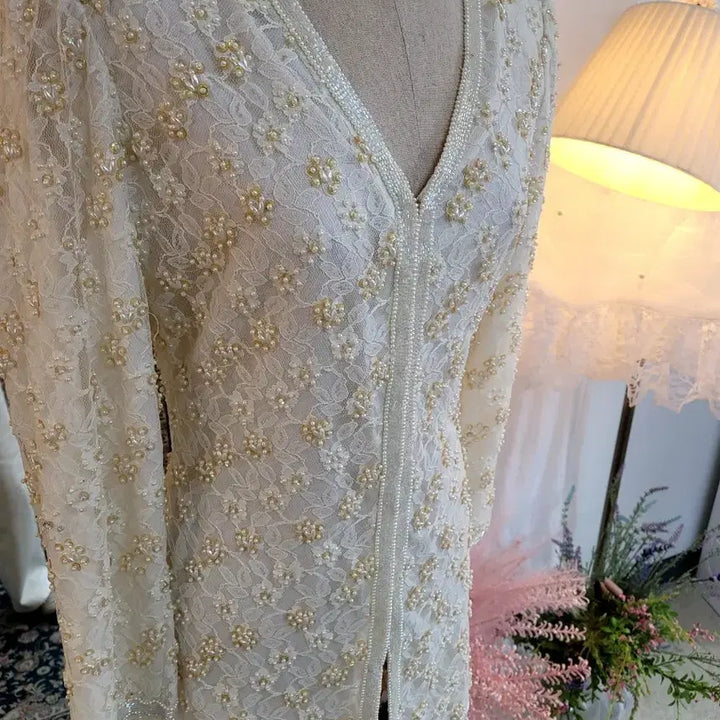 [BUNJANG] Ivory Lace Beaded Jacket / 아이보리 레이스비즈자켓