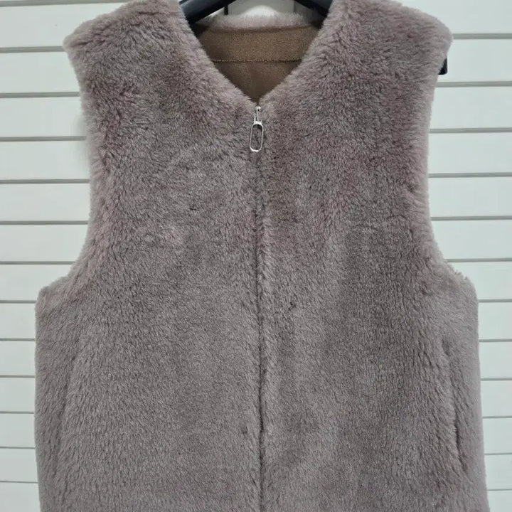 [BUNJANG] Pers 66 Reversible Fleece Vest / 퍼스66 양털조끼